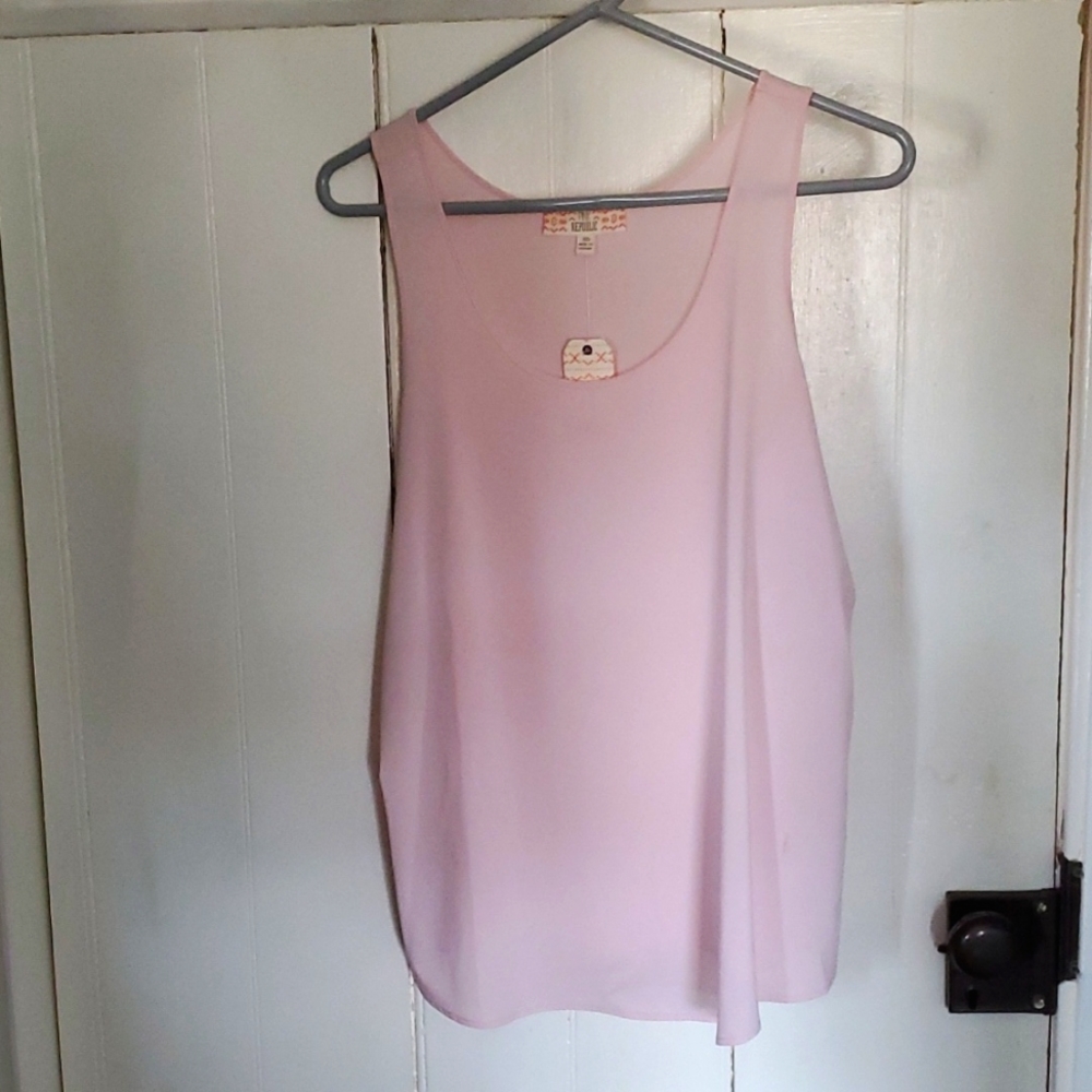Pale pink tank top new with tags size extra large